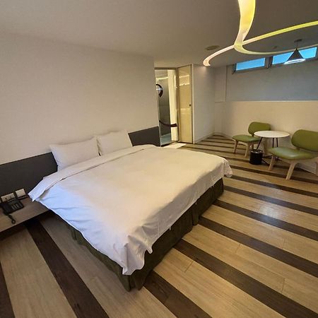 Ya Nold Hot Spring Hotel Jiaoxi Extérieur photo