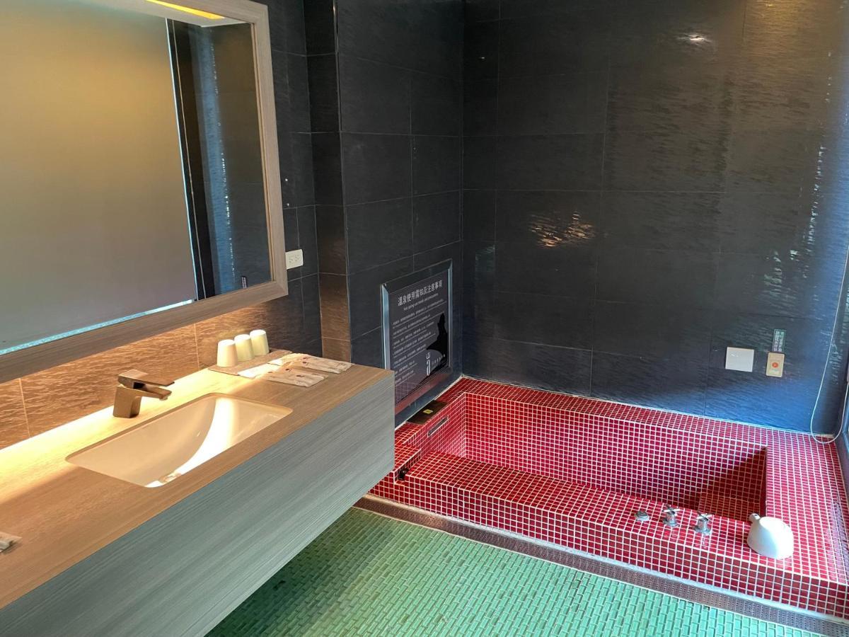 Ya Nold Hot Spring Hotel Jiaoxi Extérieur photo